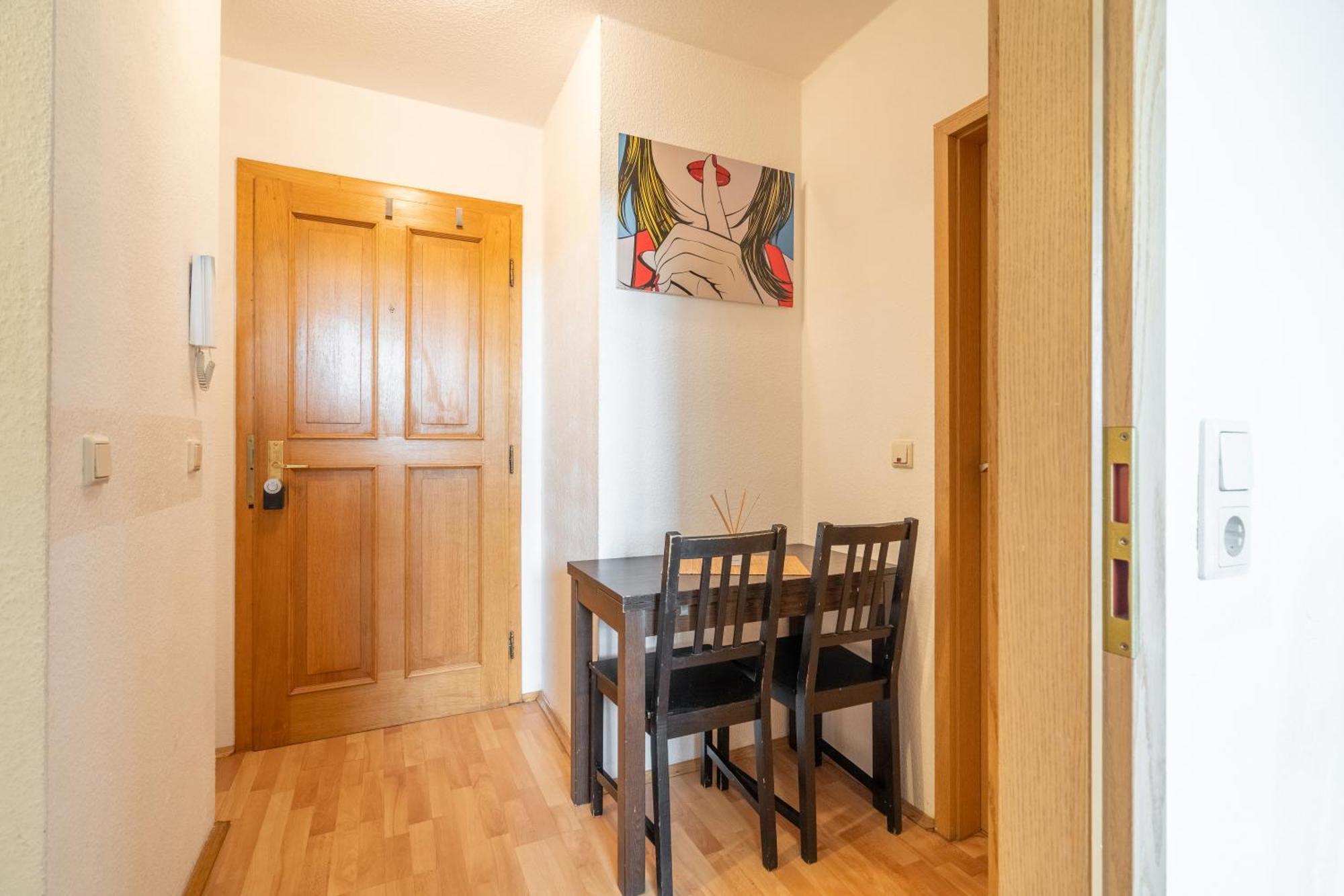 Gemuetliche Dachgeschosswohnung -Waldstrassenviertel Leipzig Exterior foto